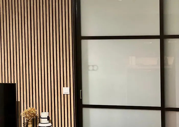 Grande Terrasse Proche De Centre דירה *